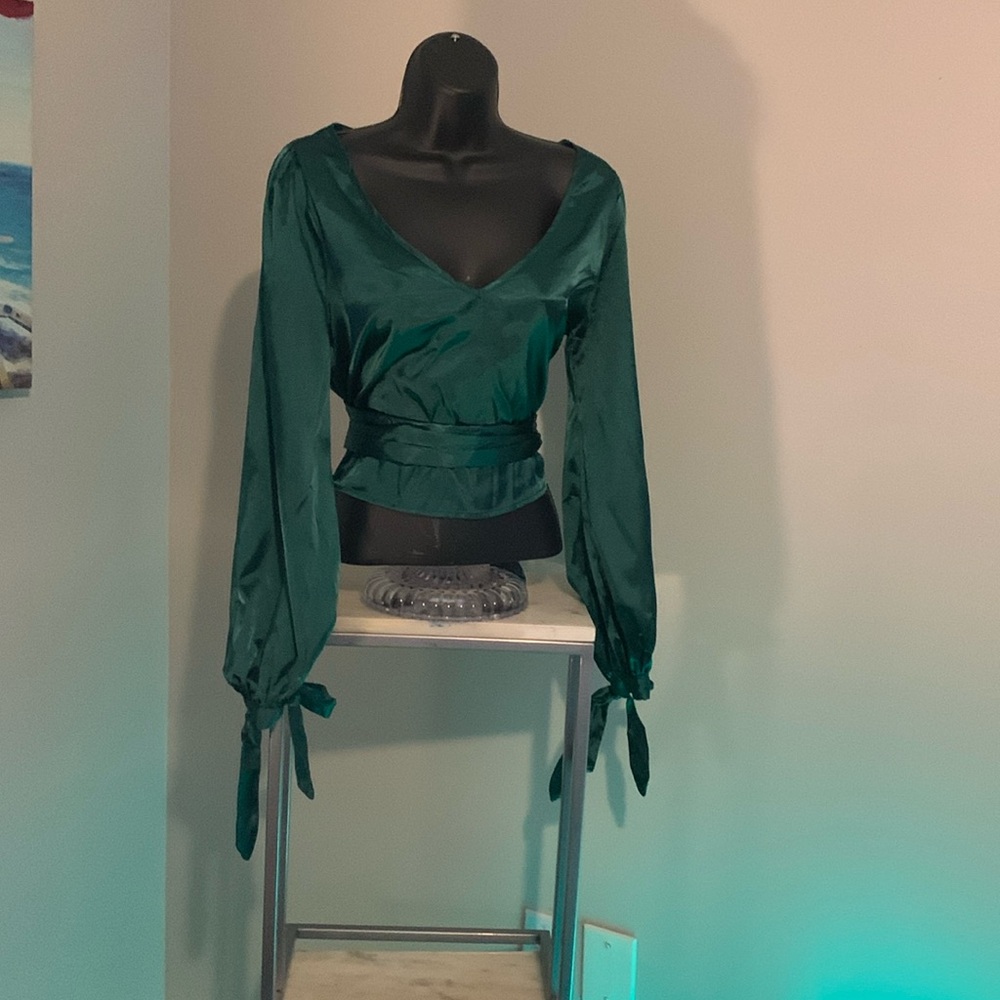 ☘️ Women's Elegant V Neck Self Tie Knot Long Sleeve Satin Blouse Shirt Top NWT